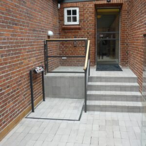 LP50 Platform lift